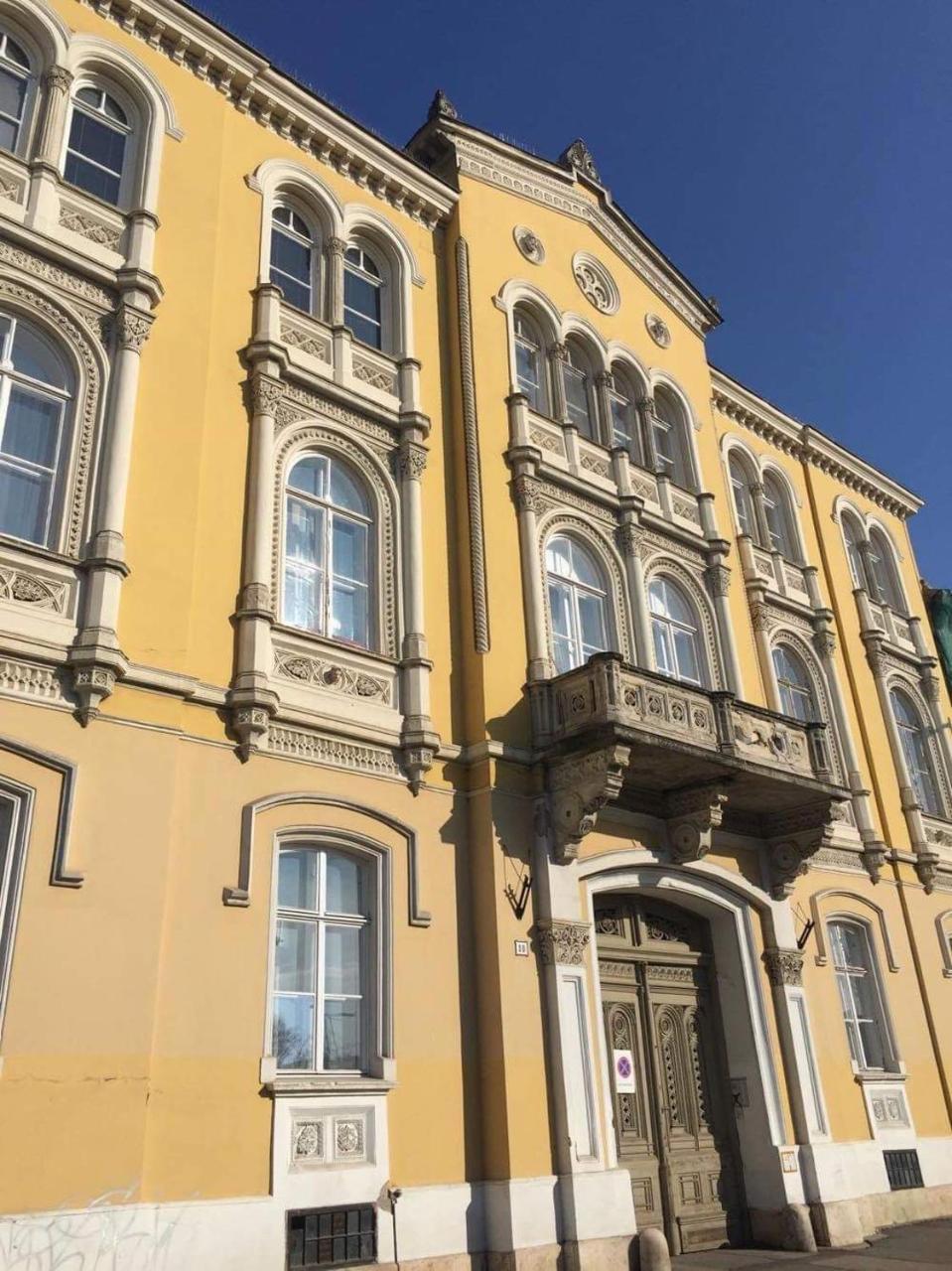 Ybl Apartment City Center Székesfehérvár Esterno foto